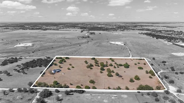 $526,000 | 9064 Summit Court East, Cleburne, TX 76033