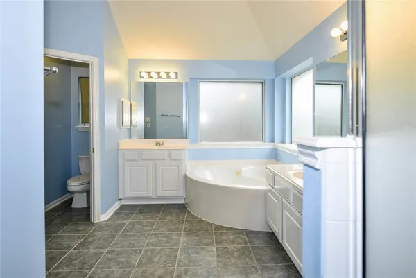 $2,350 | 9115 Sunny Ridge Drive, Houston, TX 77095