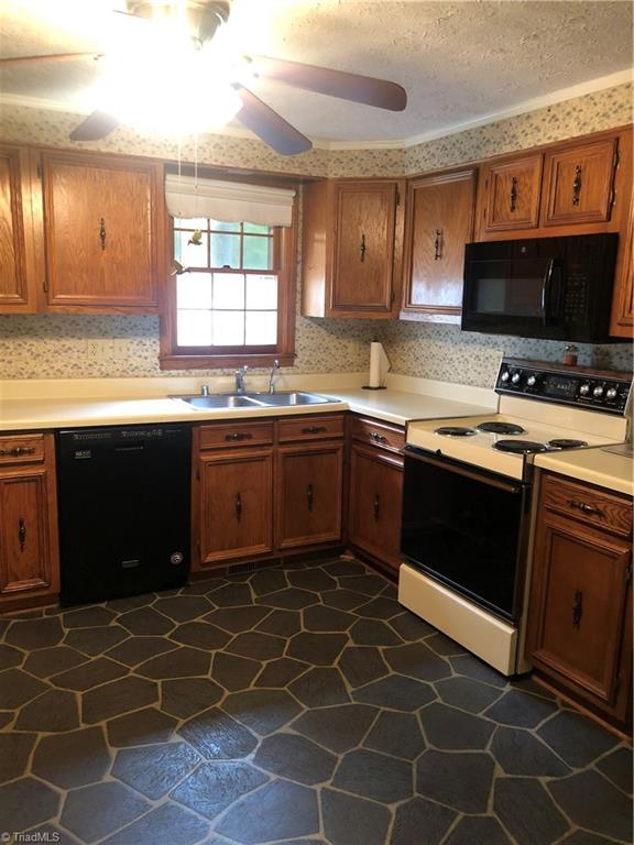 679 Bailey Road Madison, NC 27025 - Photo 17 of 30 Gallery Image 17