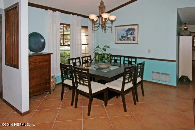 576 Valley Forge Road North Neptune Beach, FL 32266 - Photo 5 of 24 dining room