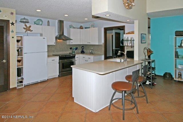 576 Valley Forge Road North Neptune Beach, FL 32266 - Photo 7 of 24 kitchen