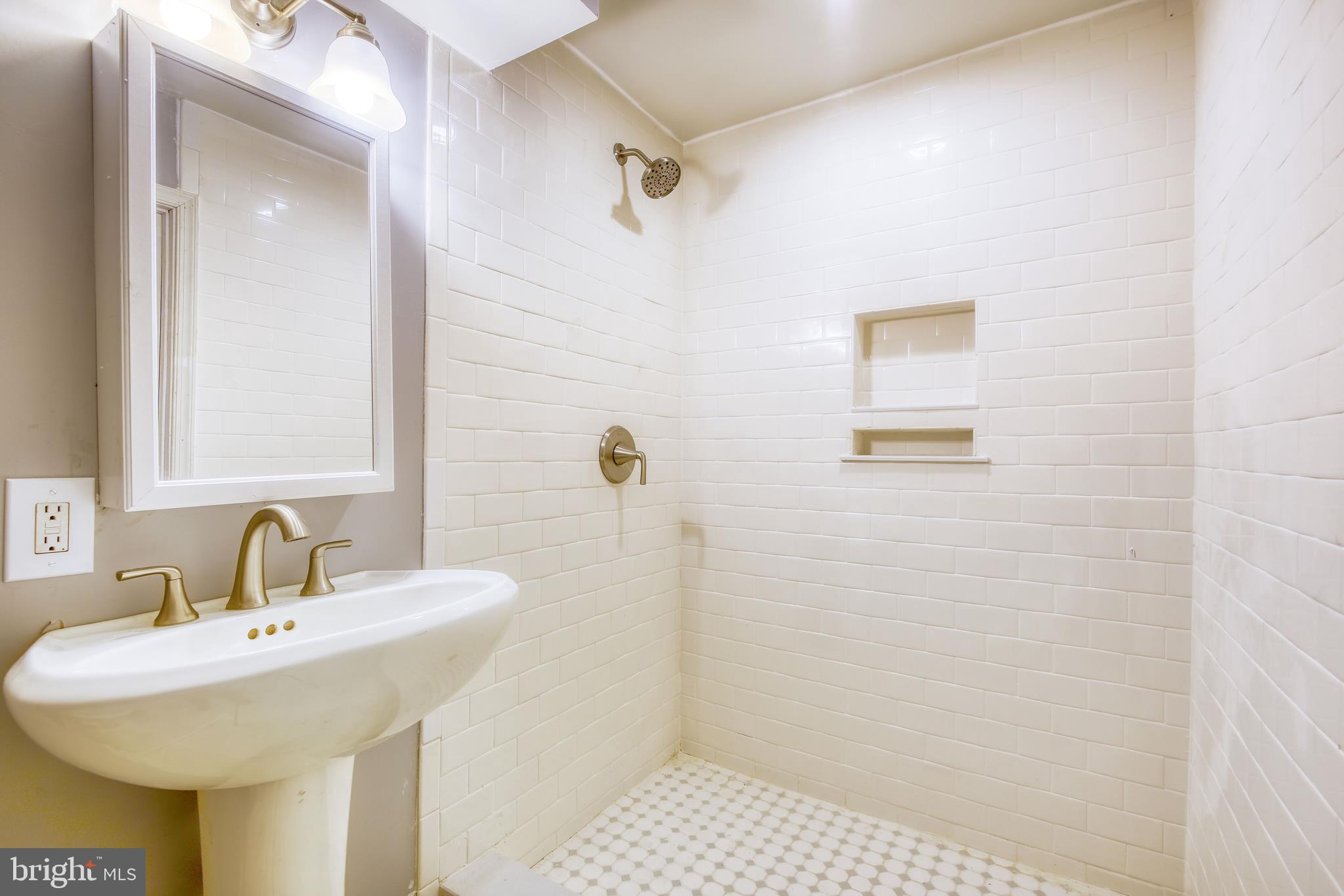 4606 Belair Road Baltimore, MD 21206 - Photo 23 of 25