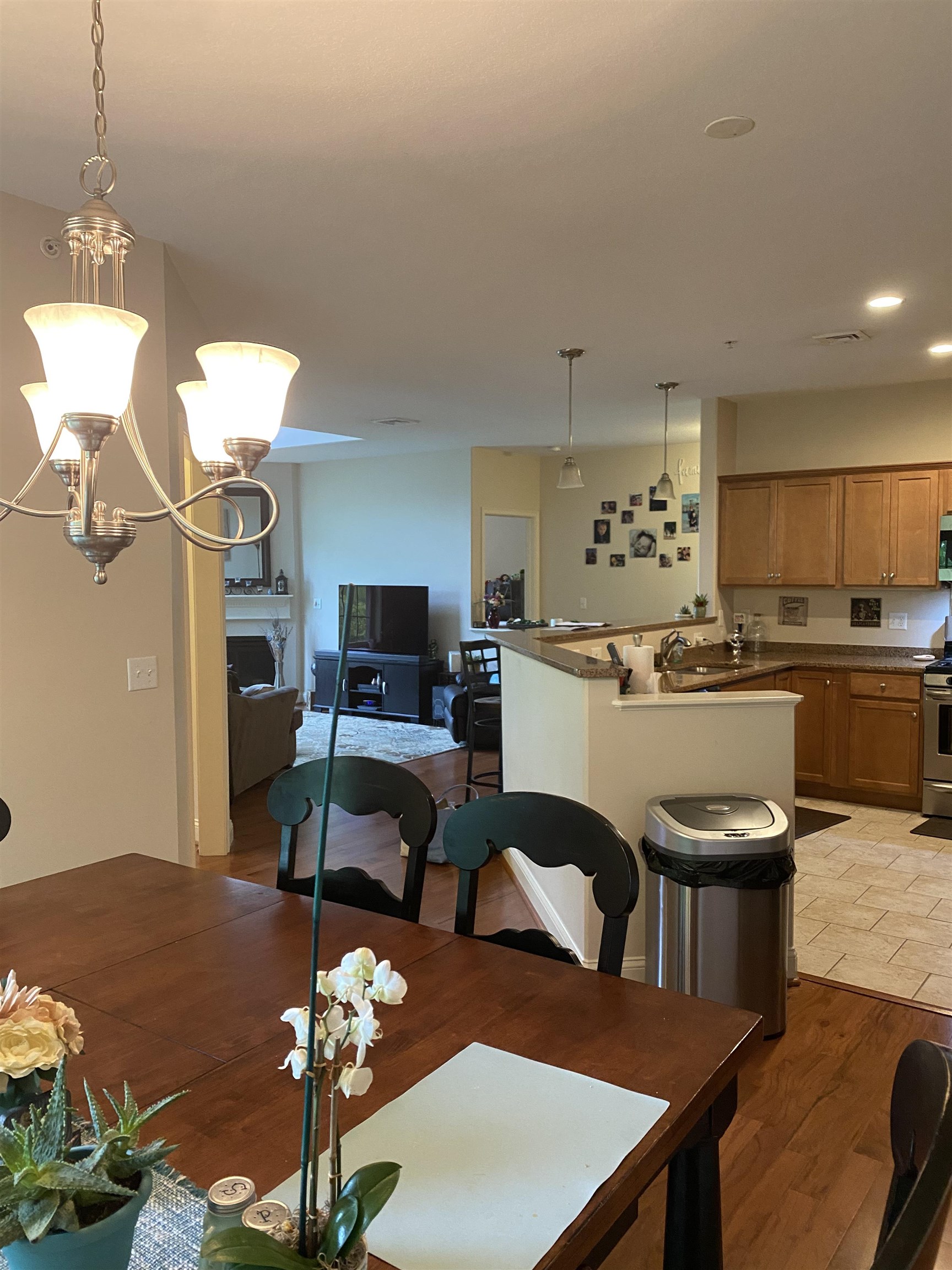 55 Roundabout Way, Unit 6 Manchester, NH 03102 - Photo 9 of 32