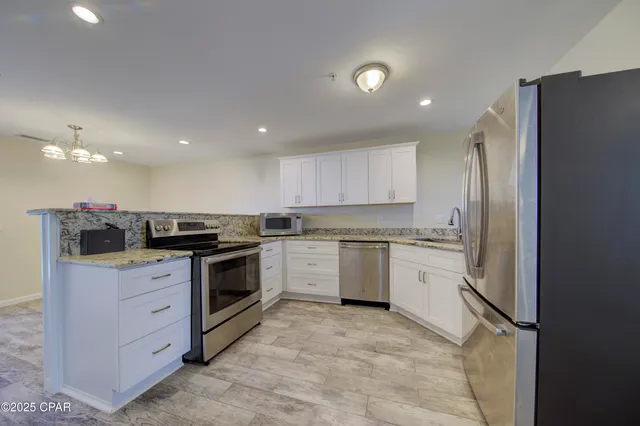 $2,300 | 2502 Highway 98, Unit B, Mexico Beach, FL 32456