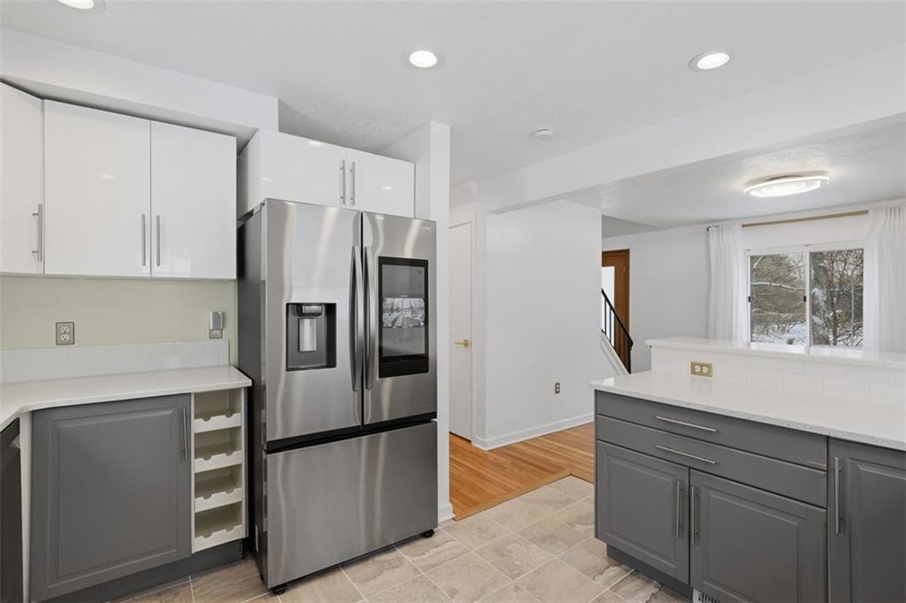 8468 Peebles Road Pittsburgh, PA 15237 - Photo 16 of 49