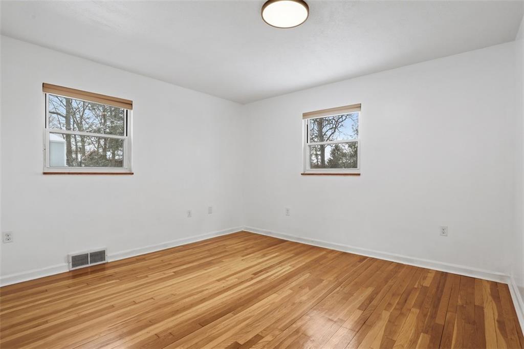 8468 Peebles Road Pittsburgh, PA 15237 - Photo 20 of 49