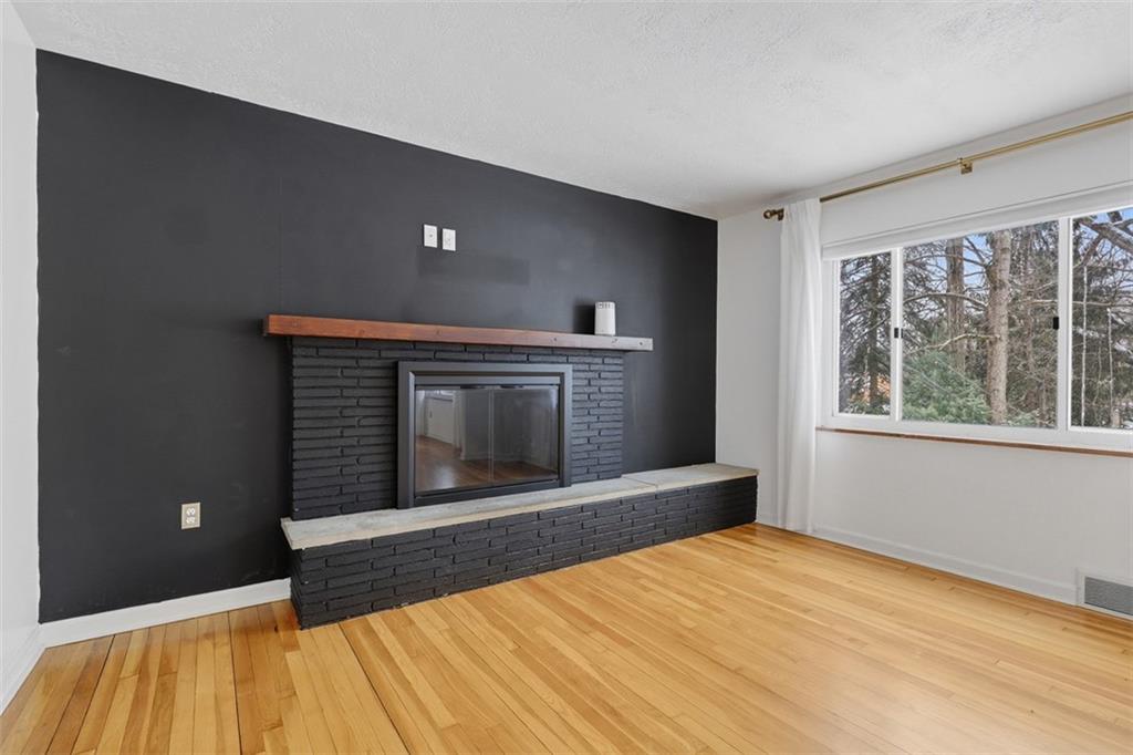 8468 Peebles Road Pittsburgh, PA 15237 - Photo 9 of 49