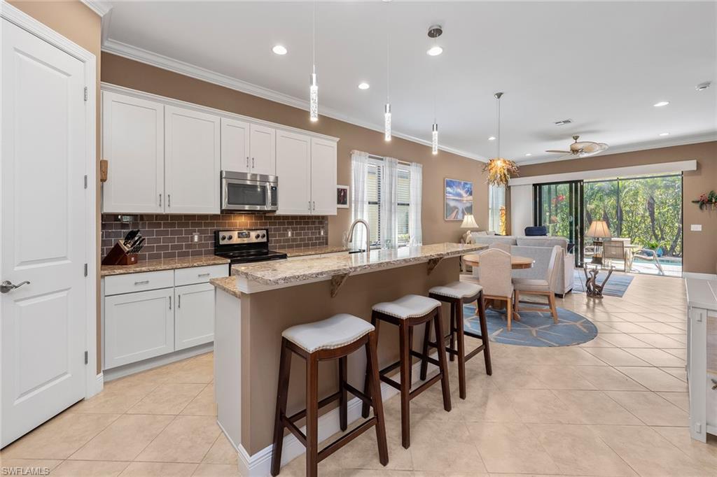 1286 Manado Drive Naples, FL 34113 - Photo 17 of 43