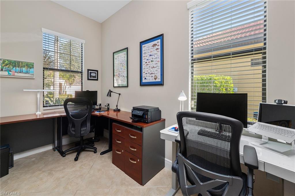 1286 Manado Drive Naples, FL 34113 - Photo 24 of 43