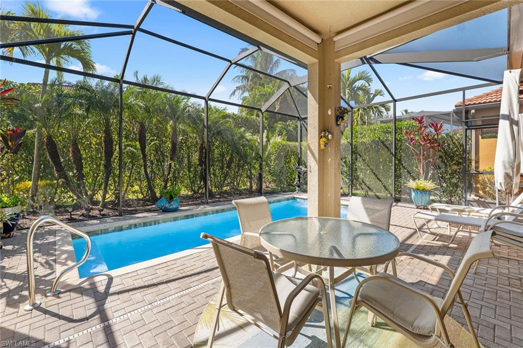 1286 Manado Drive Naples, FL 34113 - Photo 3 of 43