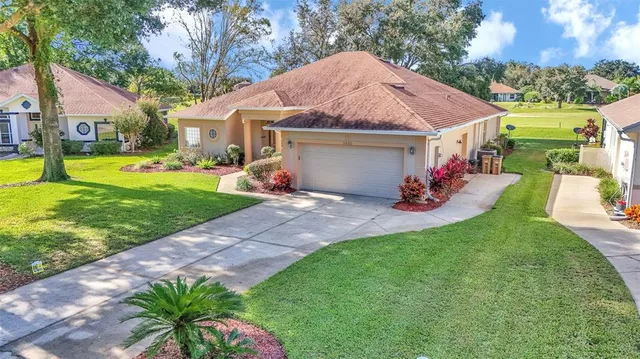 $395,000 | 5441 Grove Manor, Lady Lake, FL 32159