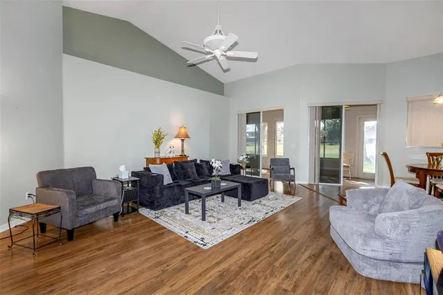 $395,000 | 5441 Grove Manor, Lady Lake, FL 32159