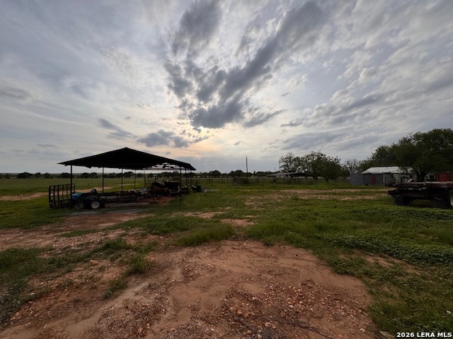 1115 County Road 669 Devine, TX 78016 - Photo 5 of 9