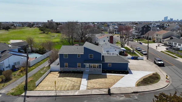 $989,000 | 819 Lafayette Boulevard, Brigantine, NJ 08203