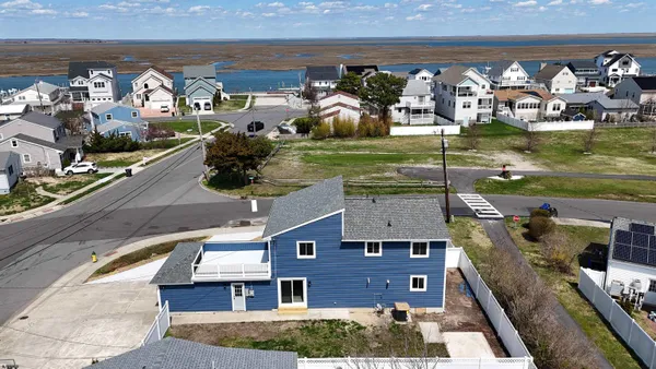$989,000 | 819 Lafayette Boulevard, Brigantine, NJ 08203