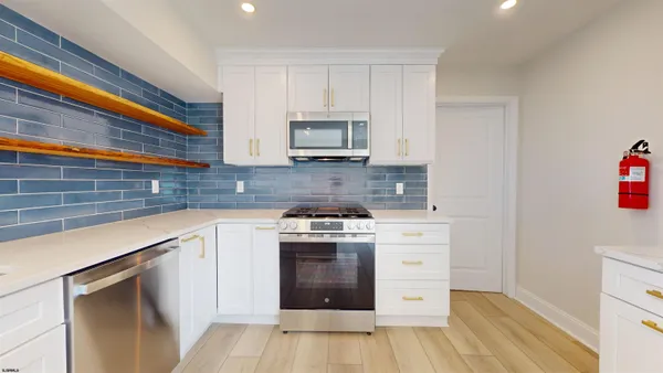 $989,000 | 819 Lafayette Boulevard, Brigantine, NJ 08203