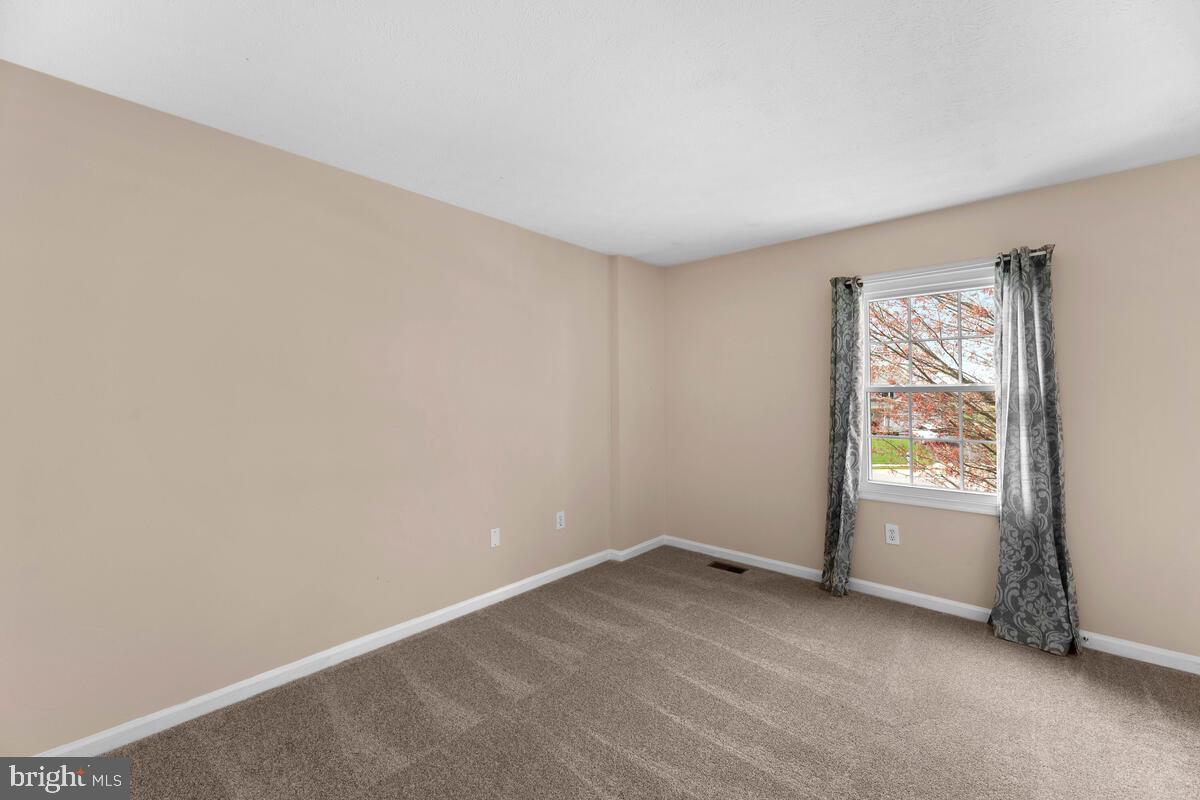 5911 Lawrence Drive Eldersburg, MD 21784 - Photo 35 of 50