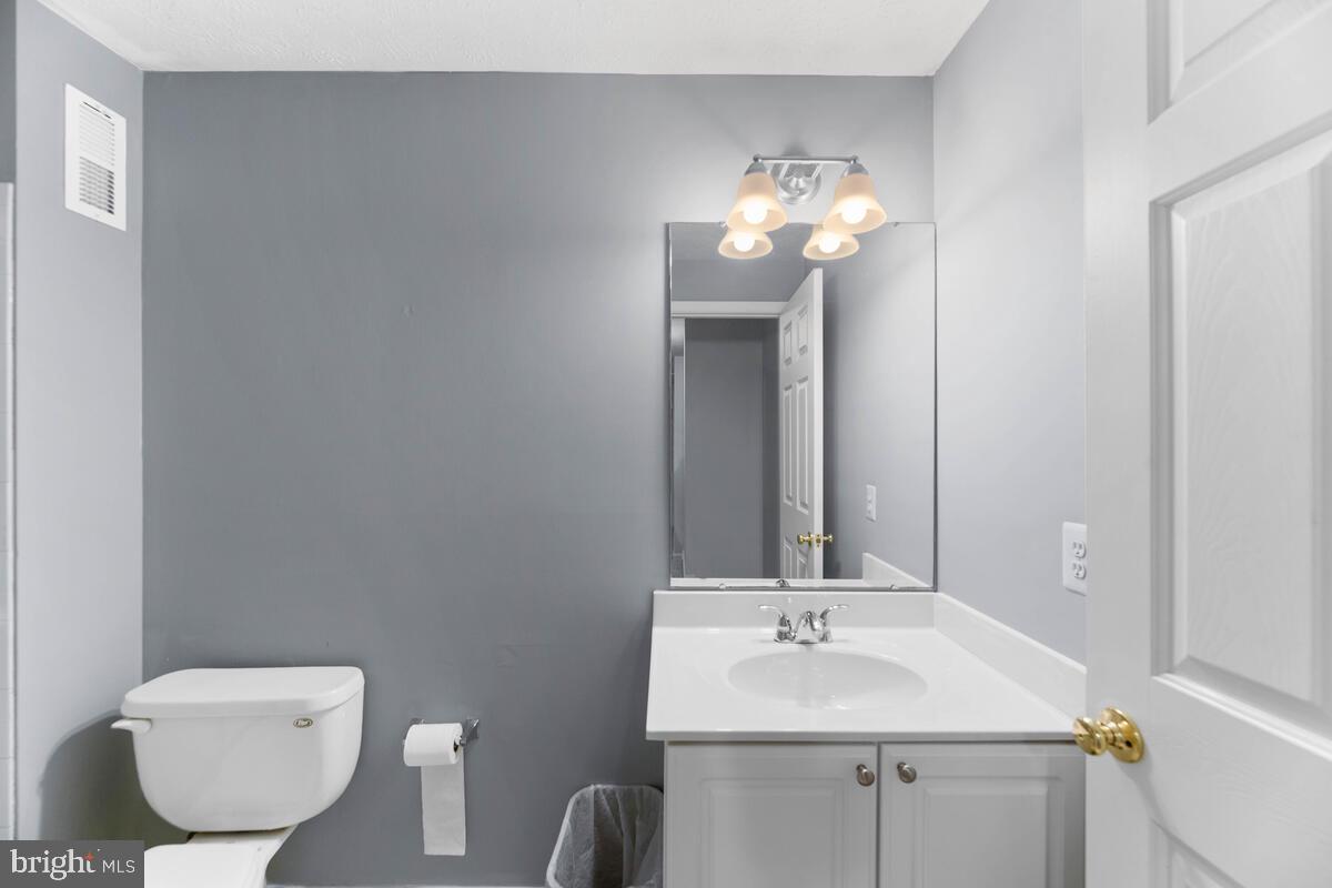 5911 Lawrence Drive Eldersburg, MD 21784 - Photo 41 of 50