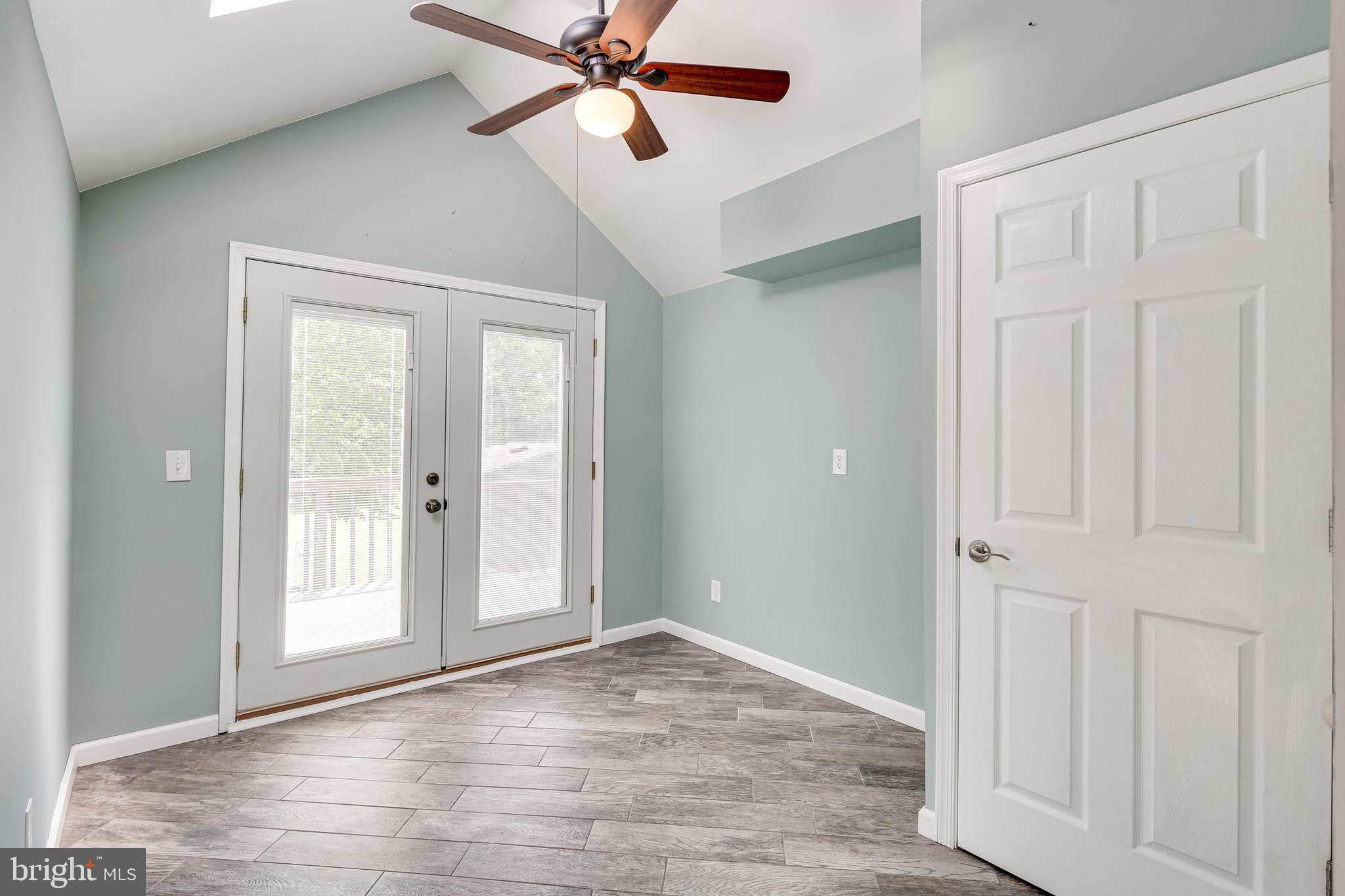 1307 Willow Road Baltimore, MD 21222 - Photo 12 of 32 DINING ROOM