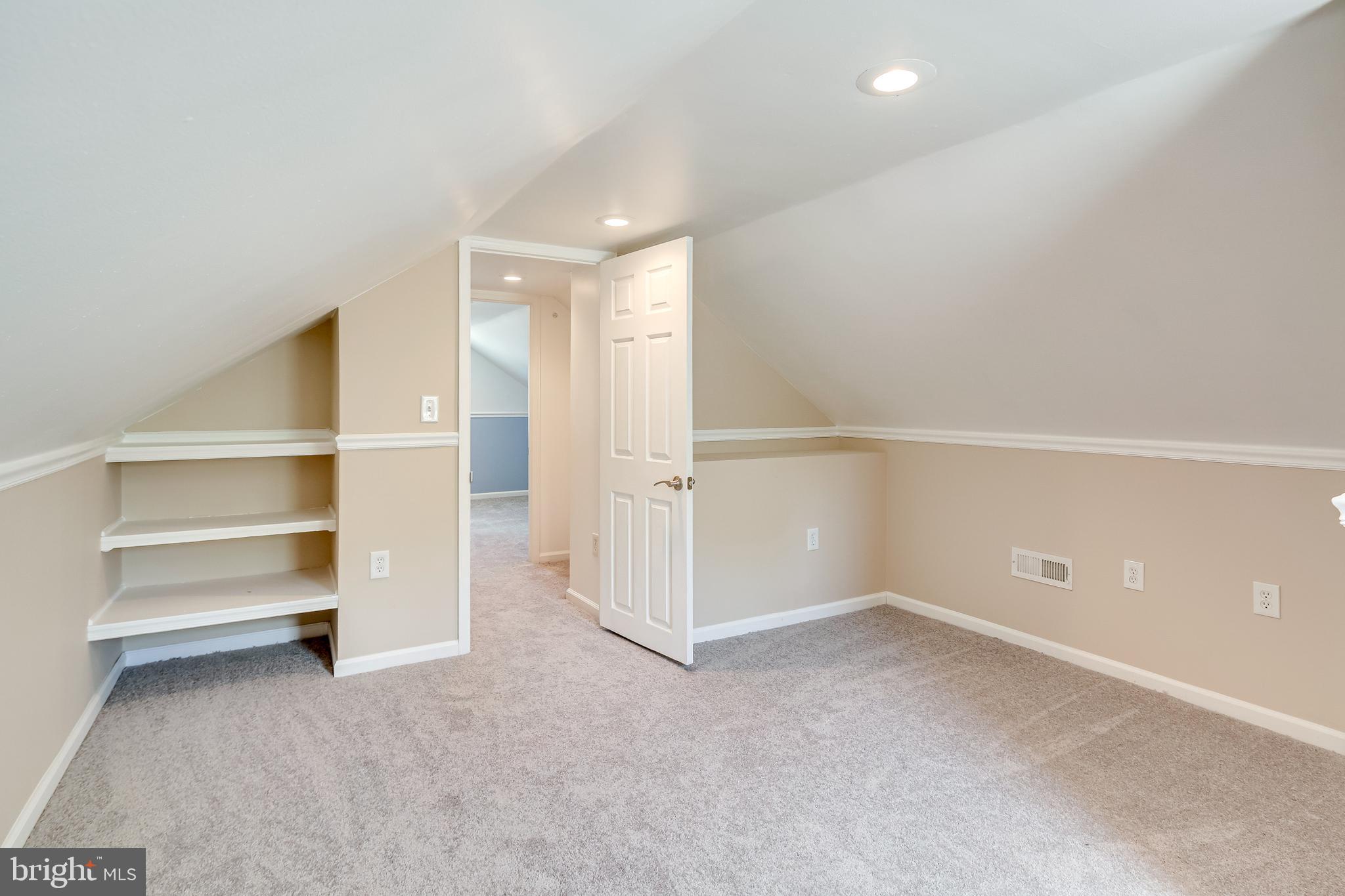 1307 Willow Road Baltimore, MD 21222 - Photo 20 of 32 BEDROOM 3