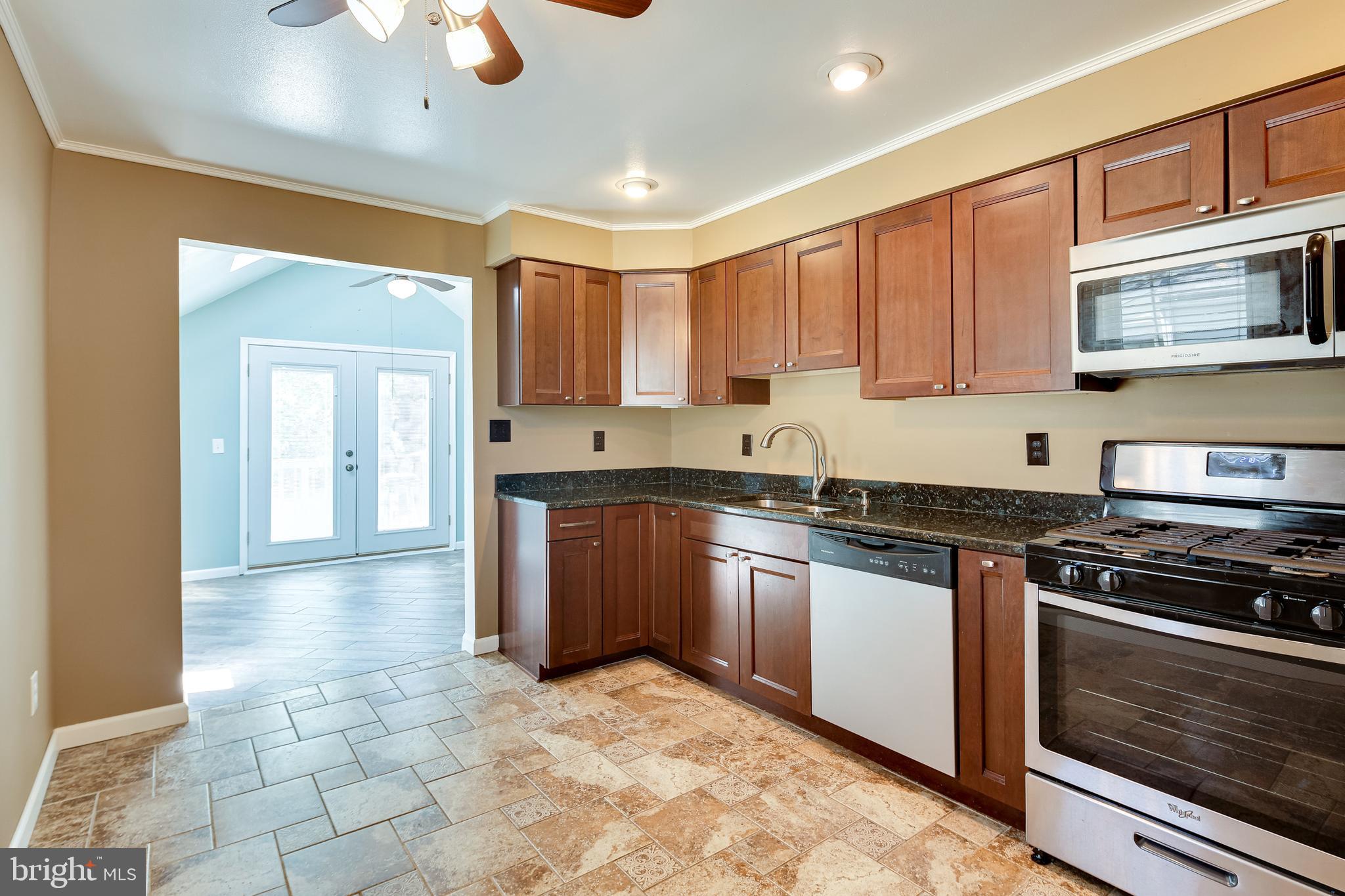 1307 Willow Road Baltimore, MD 21222 - Photo 10 of 32 KITCHEN