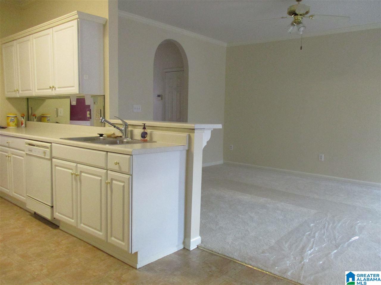 430 Cambrian Ridge Trail Pelham, AL 35124 - Photo 10 of 34