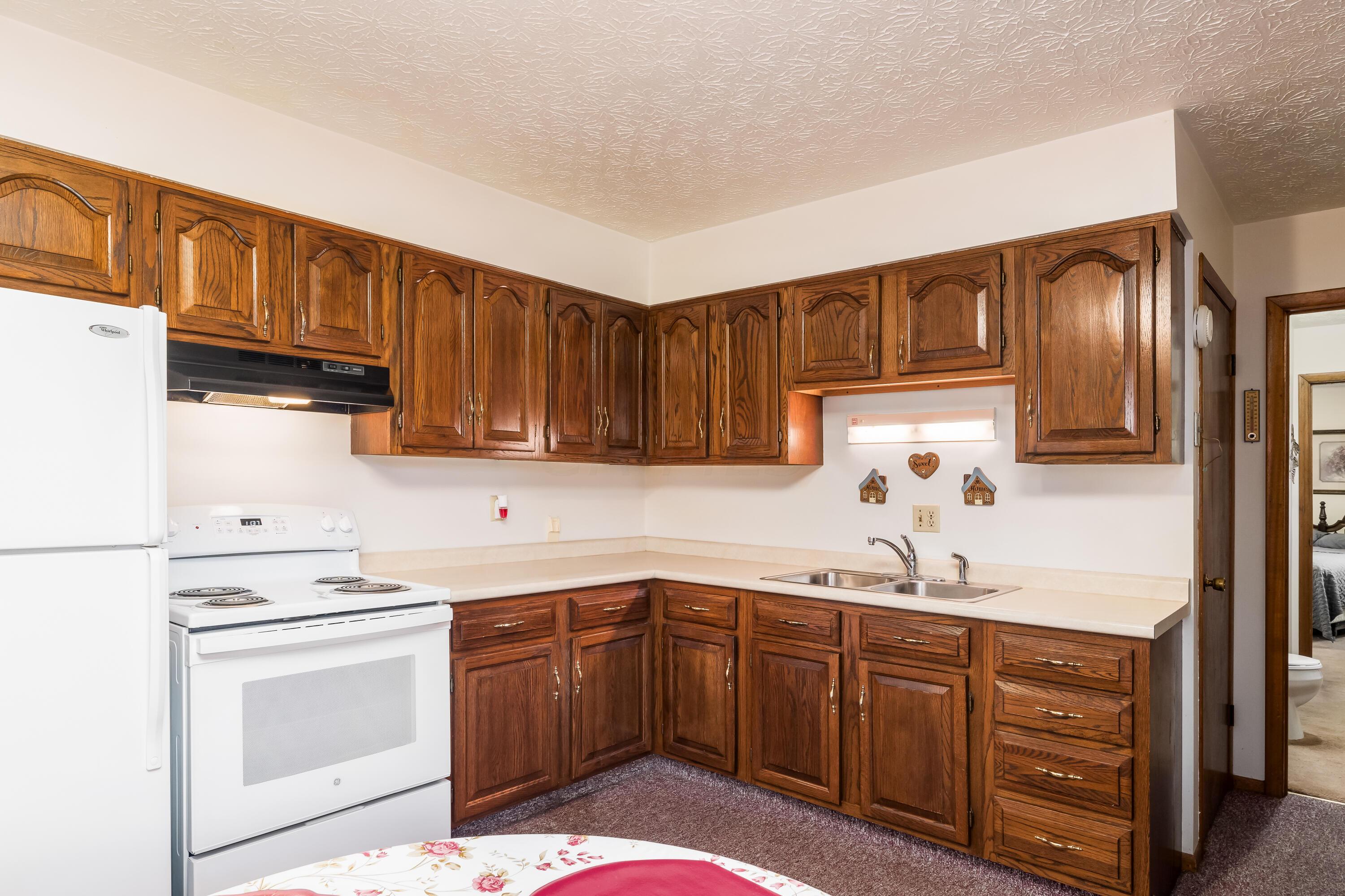 5281 Spring Valley Road London, OH 43140 - Photo 18 of 41 S_-_5281_Spring_Valley_Rd_-_060