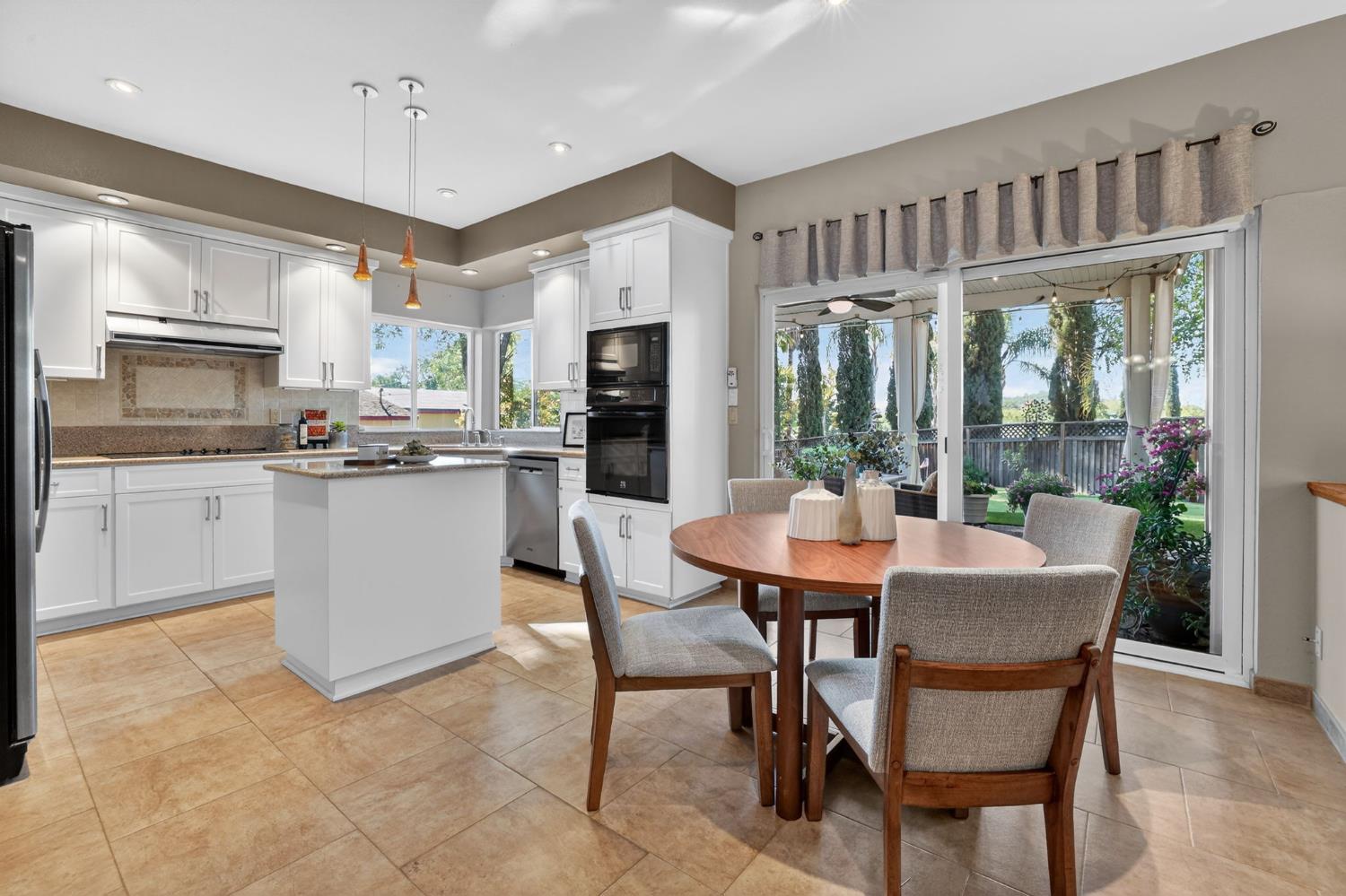 2560 Solano Road Cameron Park, CA 95682 - Photo 26 of 67