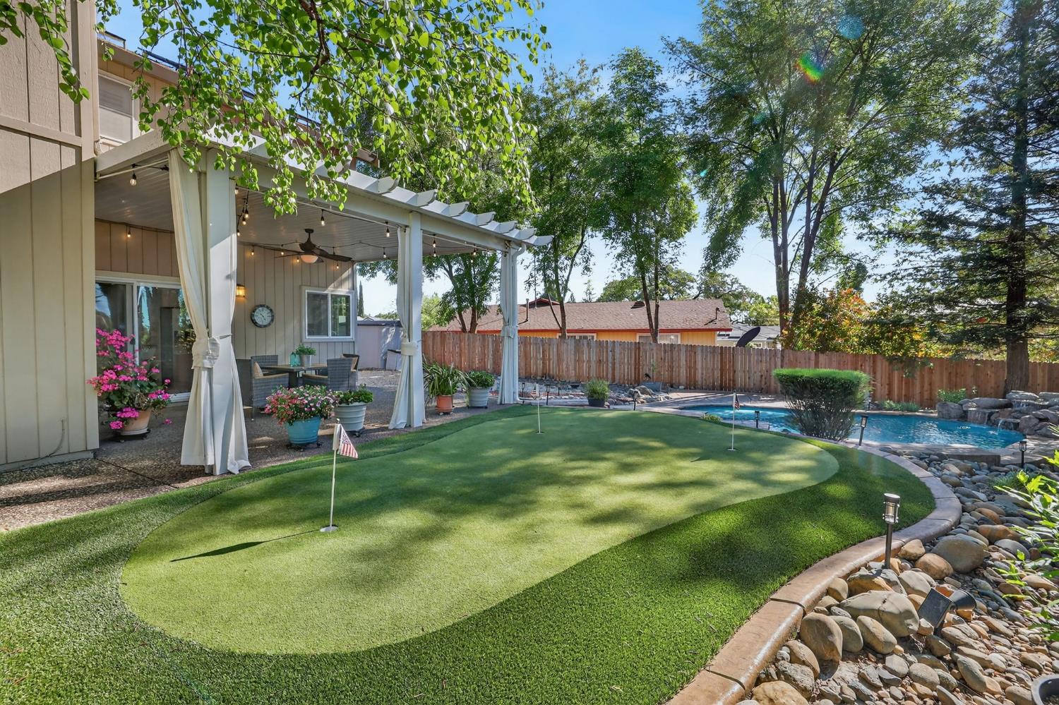 2560 Solano Road Cameron Park, CA 95682 - Photo 4 of 67 Your own putting green