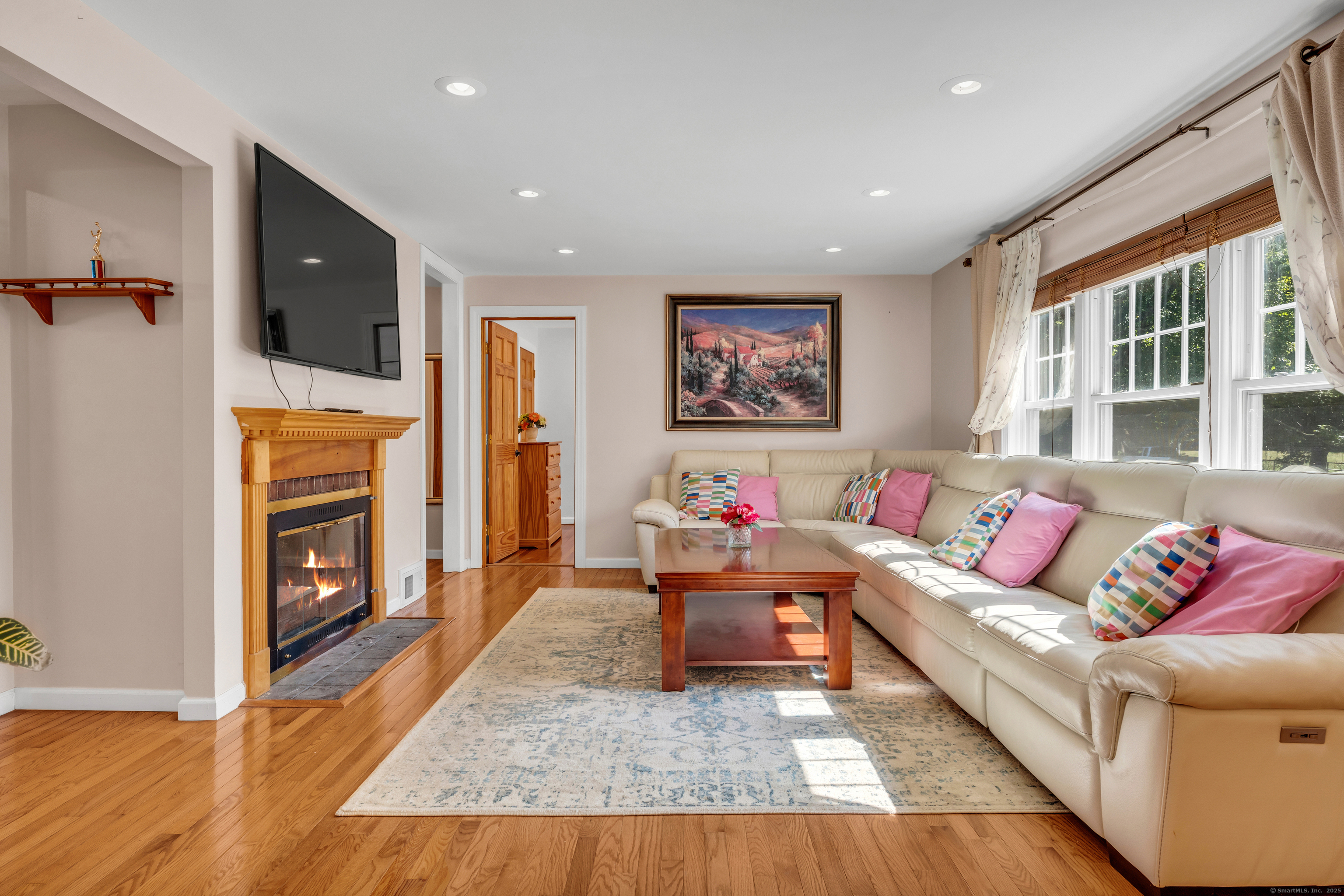 64 Dohm Avenue Guilford, CT 06437 - Photo 9 of 38