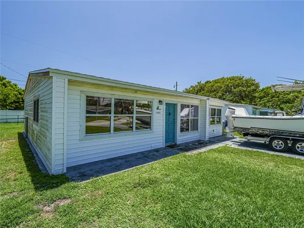 $2,400 | 1450 5th Avenue, Vero Beach, FL 32960