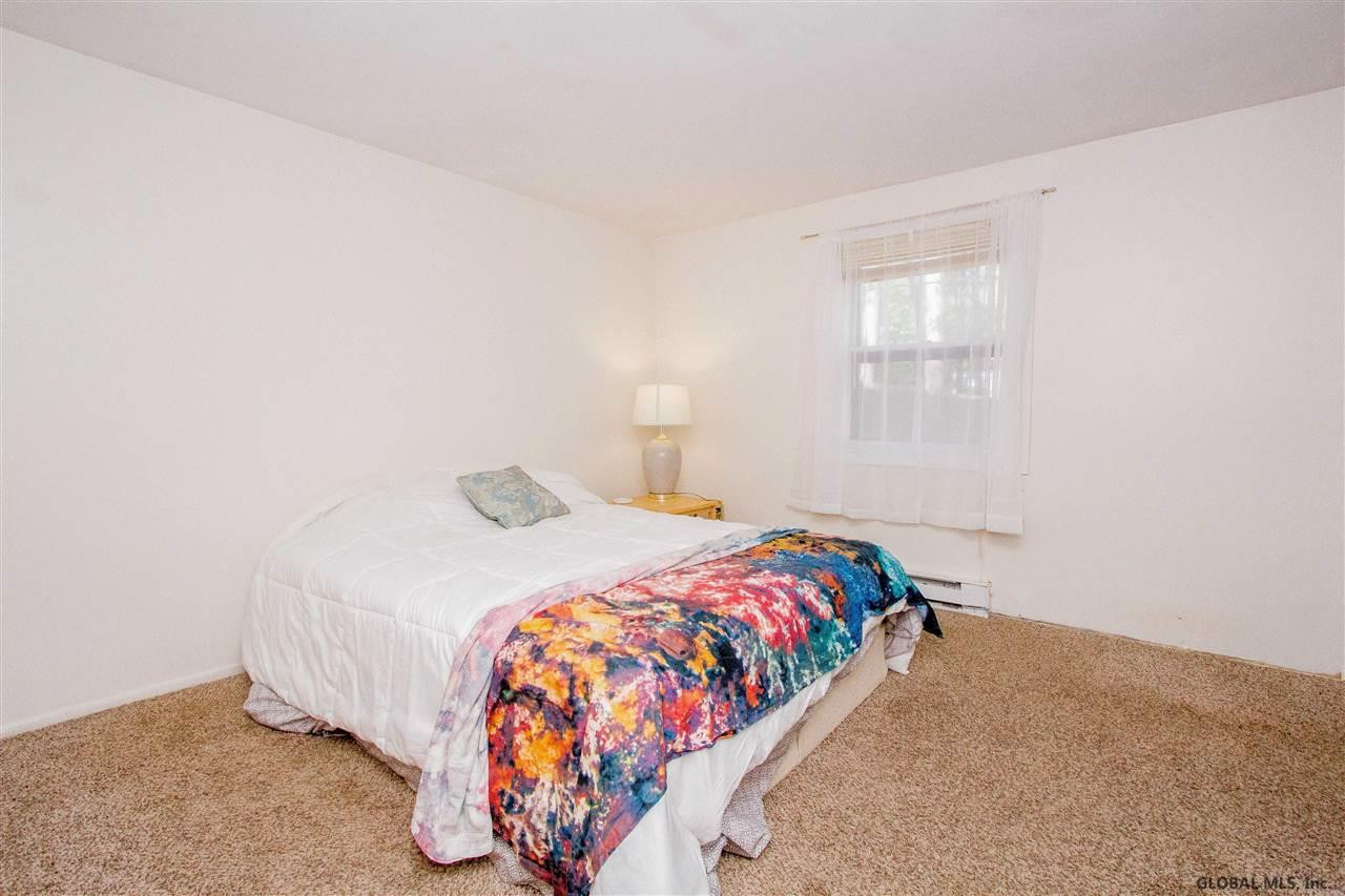 47 Wake Robin Road Malta, NY 12020 - Photo 10 of 23 Photo 10