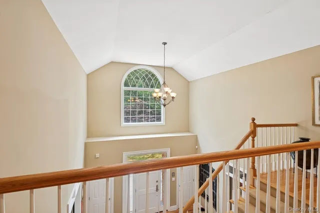 $1,490,000 | 7 Highwood Road, Setauket, NY 11733