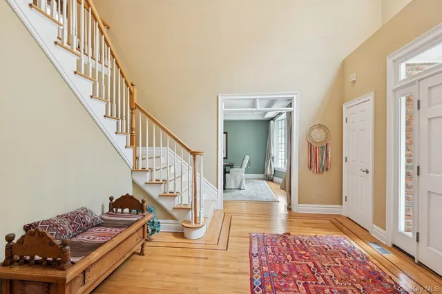 $1,490,000 | 7 Highwood Road, Setauket, NY 11733