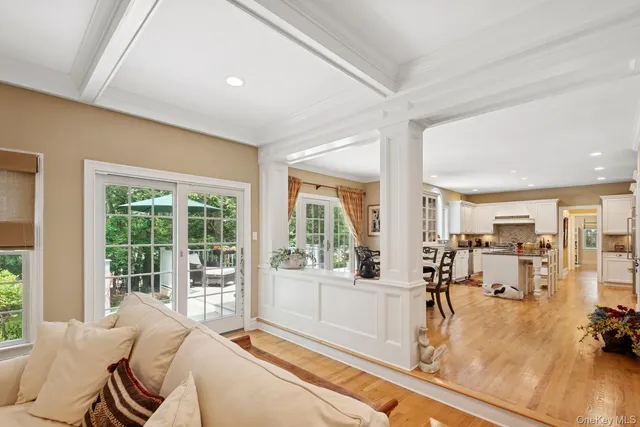 $1,490,000 | 7 Highwood Road, Setauket, NY 11733