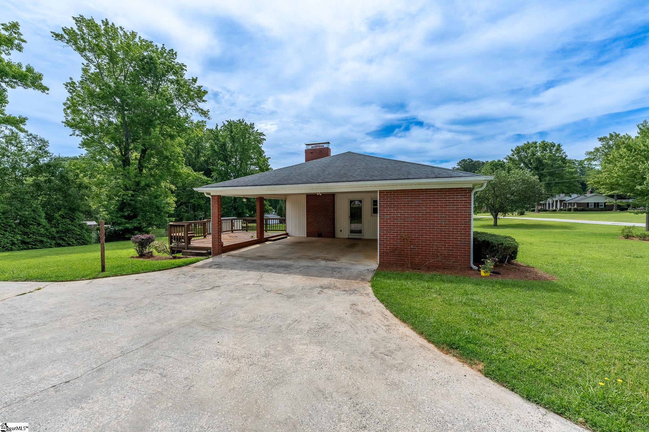 107 Lemon Tree Trail Laurens, SC 29360 - Photo 31 of 42