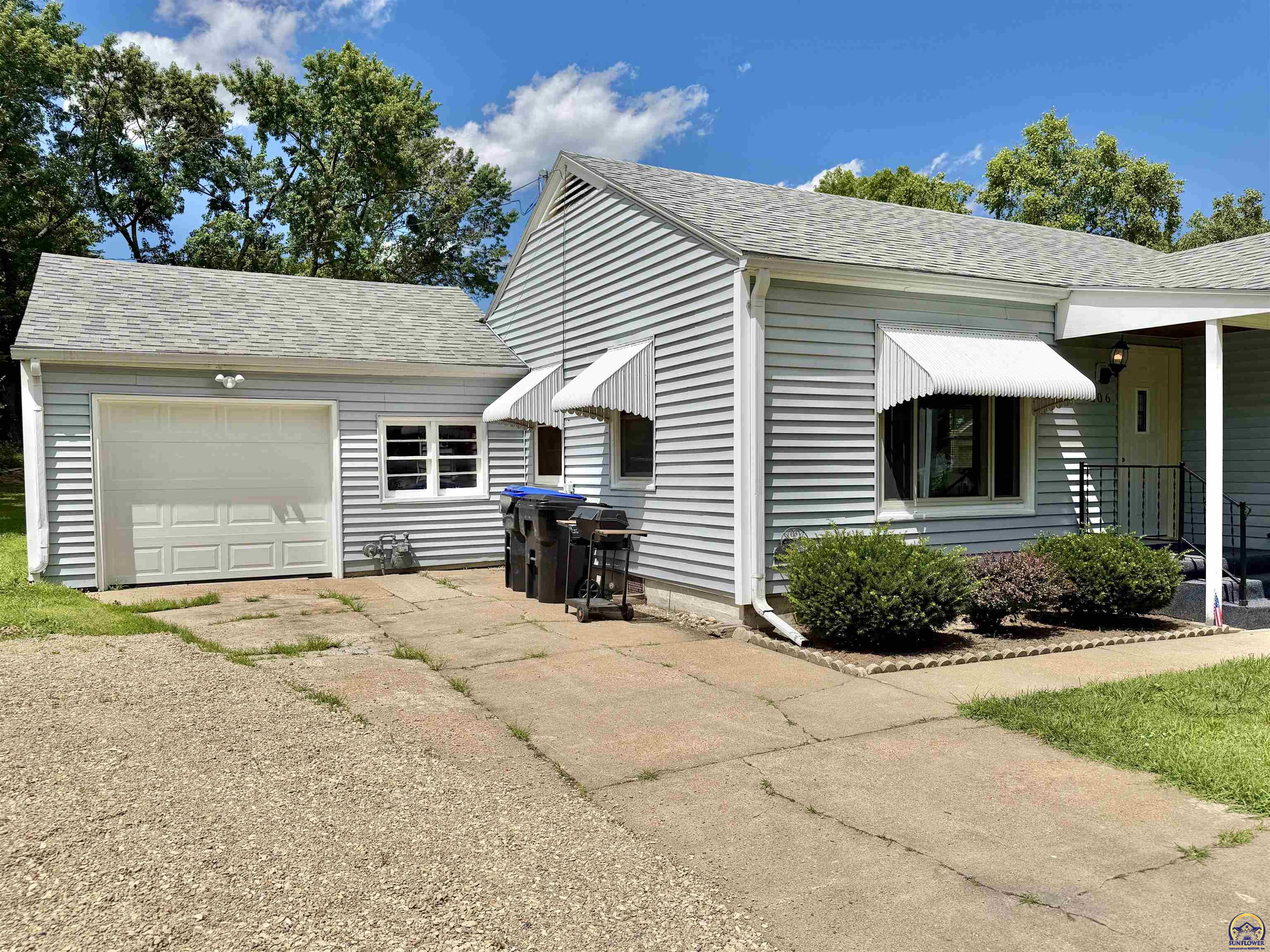 206 Southwest 24th Street Topeka, KS 66611 - Photo 27 of 28