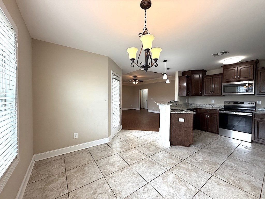 11 Snow Shoe Court Fort Mitchell, AL 36856 - Photo 6 of 25