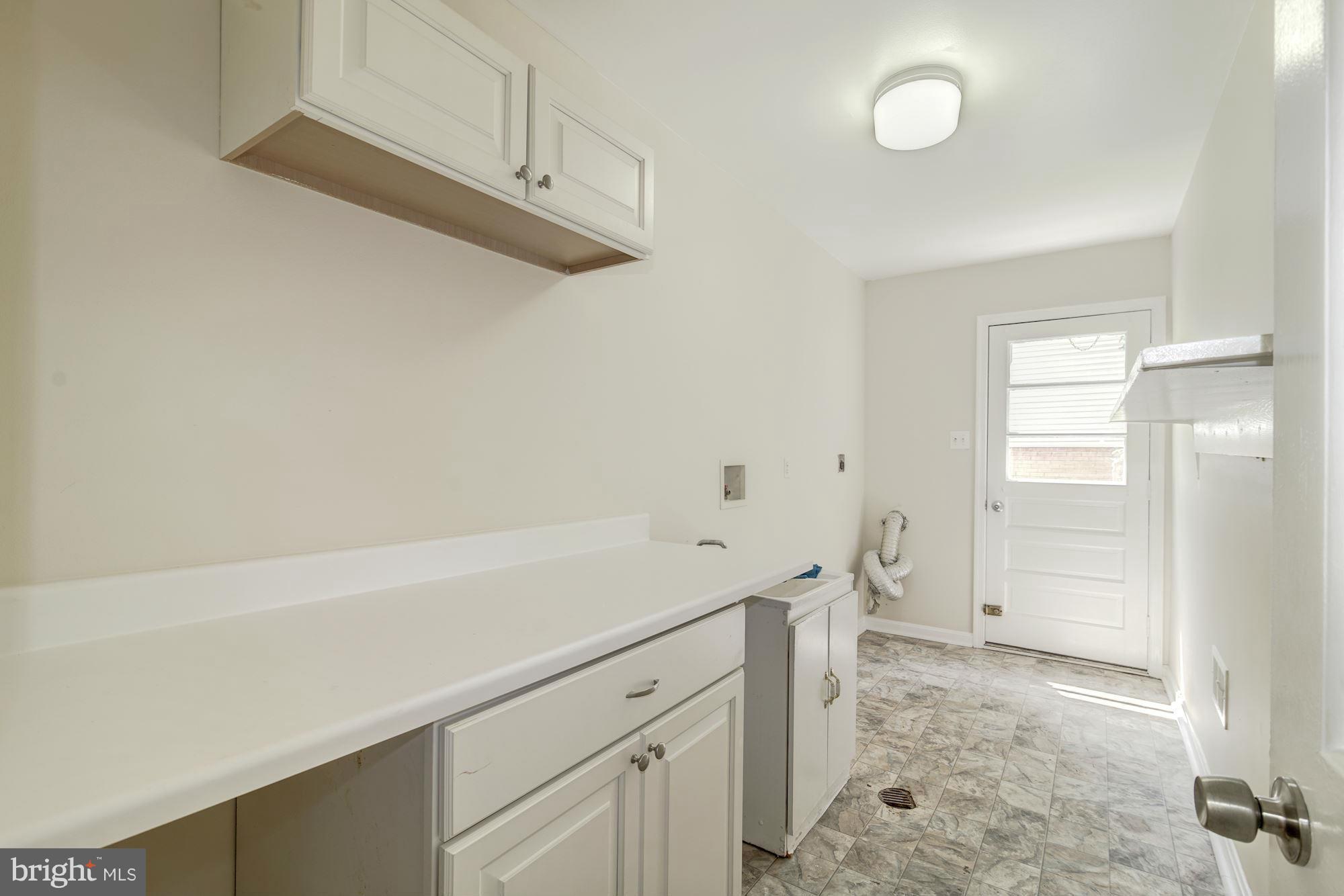 8213 Langbrook Road Springfield, VA 22152 - Photo 23 of 30 Laundry Room