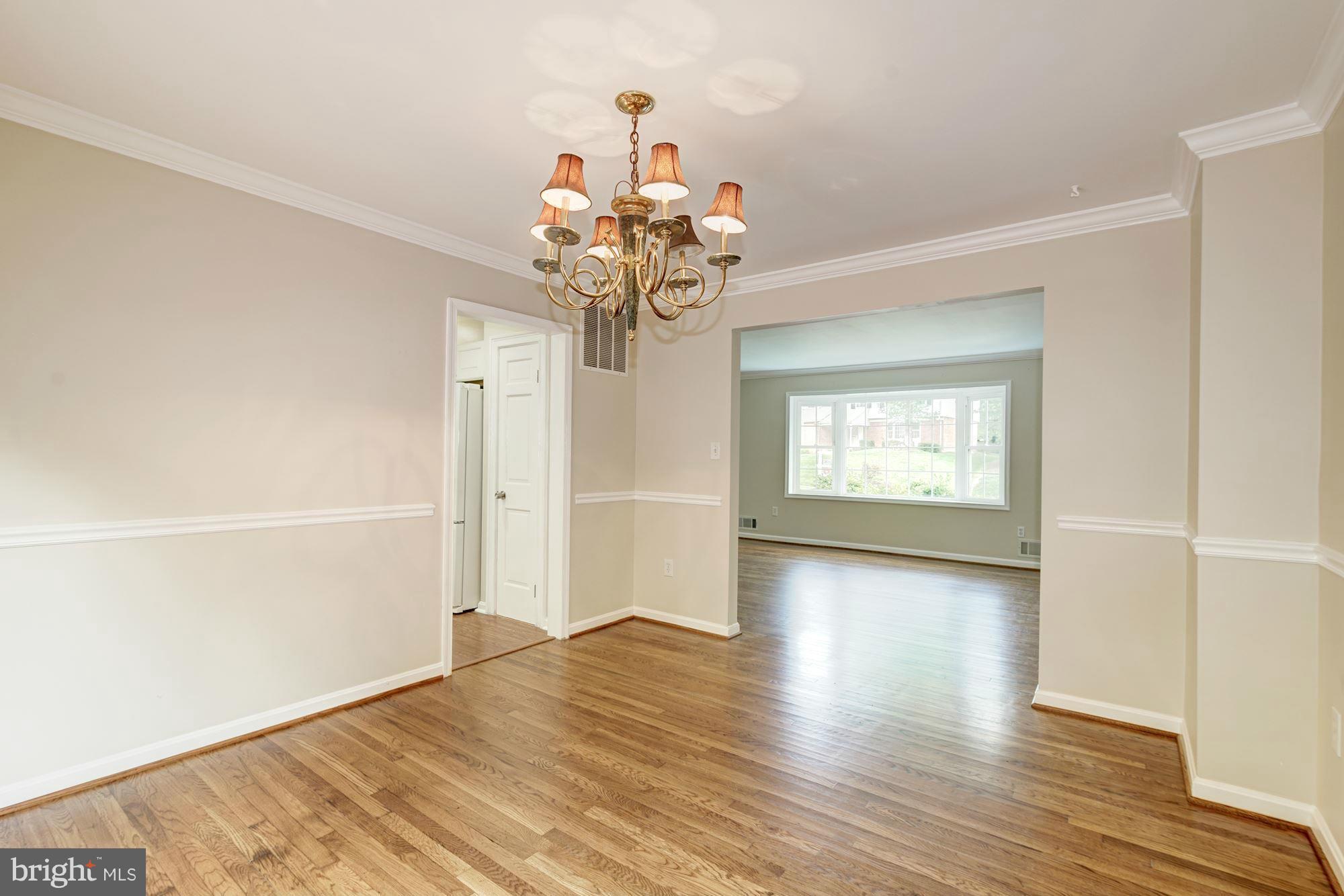 8213 Langbrook Road Springfield, VA 22152 - Photo 9 of 30 Dining Room