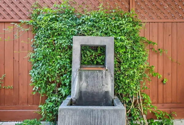 $7,995 | 6713 East Ocean Boulevard, Long Beach, CA 90803