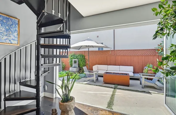 $7,995 | 6713 East Ocean Boulevard, Long Beach, CA 90803