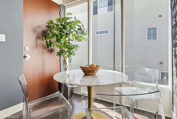 $7,995 | 6713 East Ocean Boulevard, Long Beach, CA 90803