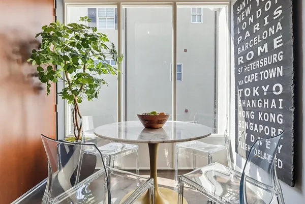 $7,995 | 6713 East Ocean Boulevard, Long Beach, CA 90803