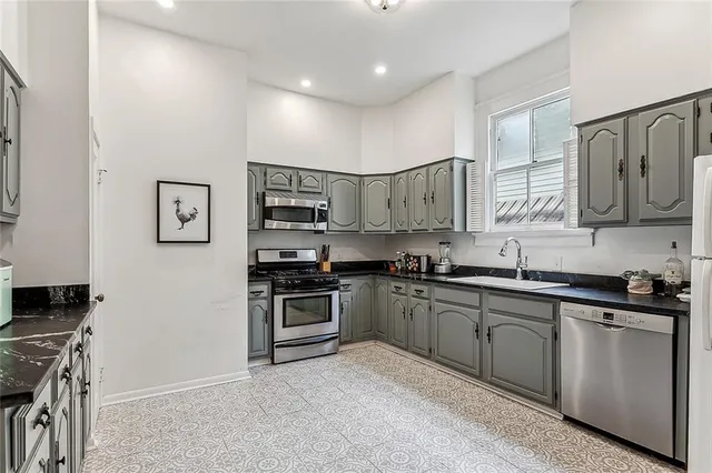 $7,000 | 1215 Pine Street, New Orleans, LA 70118