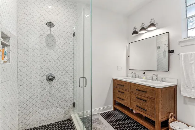 $7,000 | 1215 Pine Street, New Orleans, LA 70118