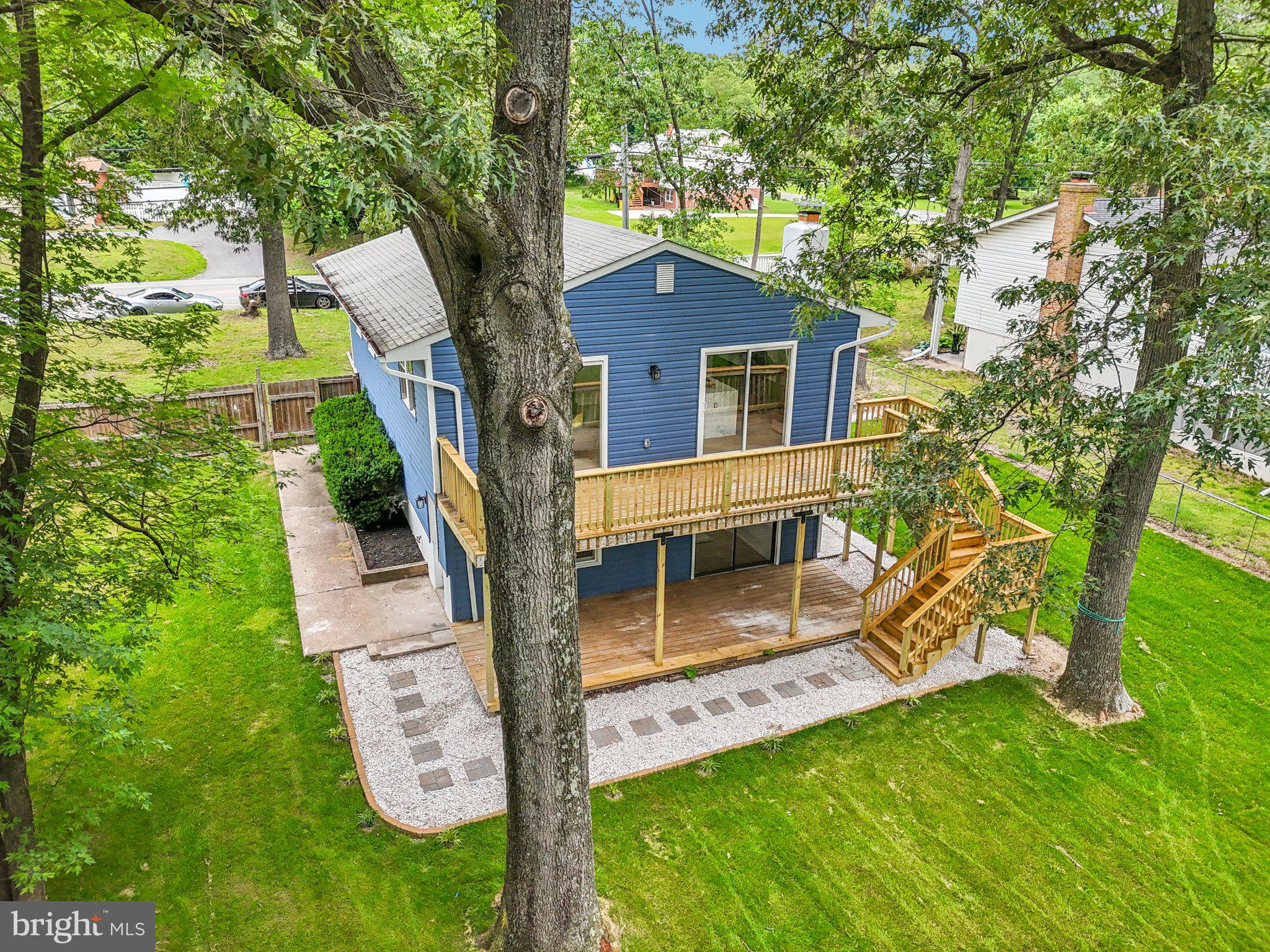 front view of house with a yard