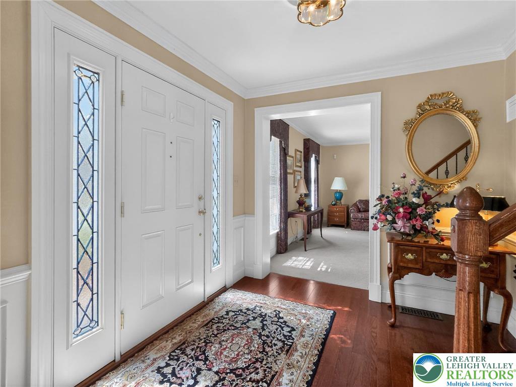 4510 Kathi Drive Bethlehem, PA 18017 - Photo 5 of 49