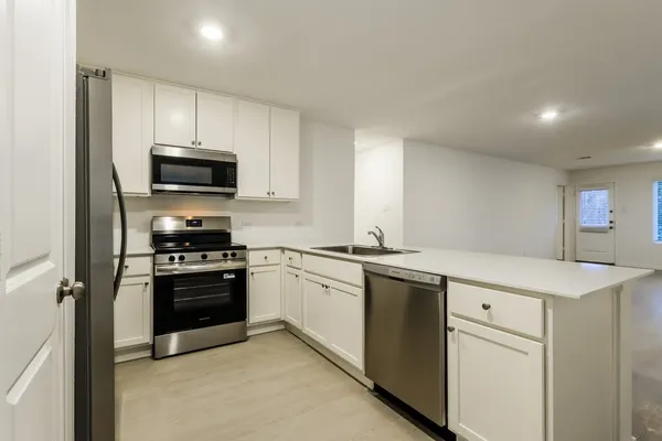 $2,020 | 15242 Abella Drive, Conroe, TX 77316