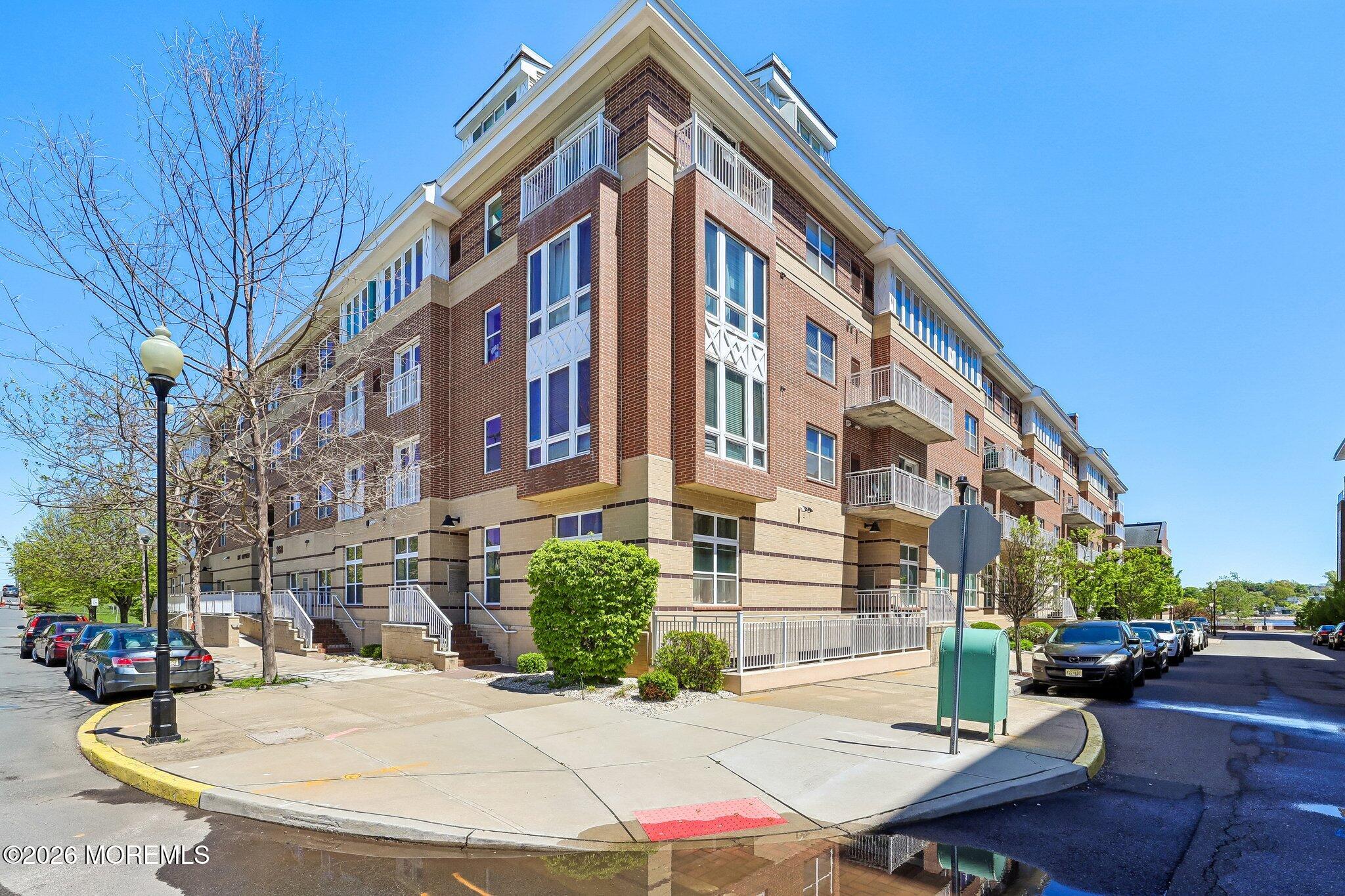 368 Rector Street, Unit 419 Perth Amboy, NJ 08861 - Photo 22 of 24 022